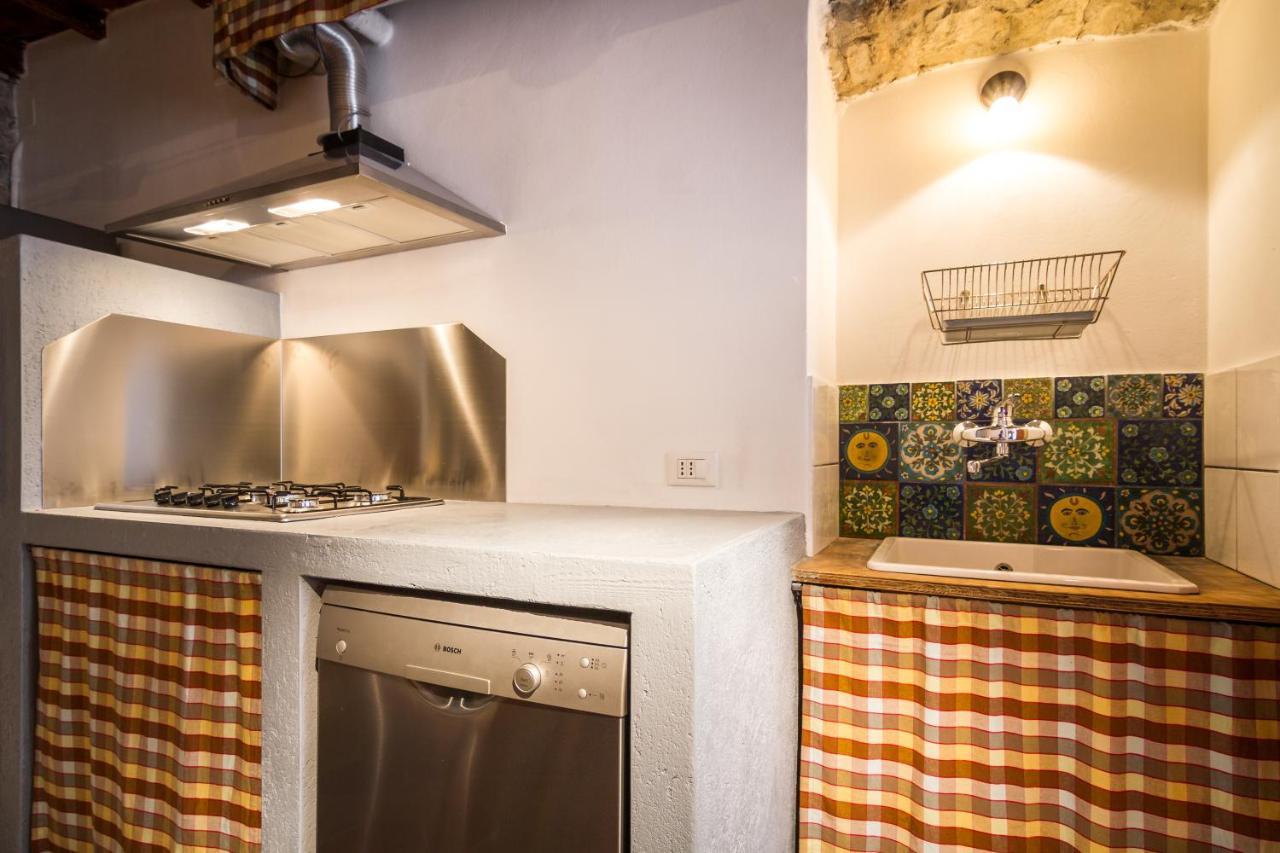 Vecchio Borgo Villa ตอร์โน ภายนอก รูปภาพ