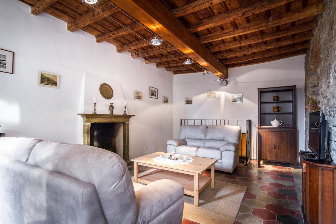 Vecchio Borgo Villa ตอร์โน ภายนอก รูปภาพ