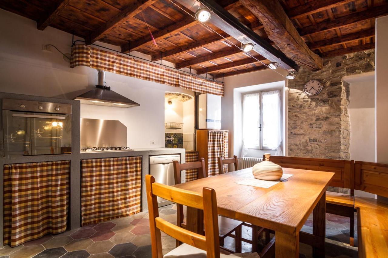 Vecchio Borgo Villa ตอร์โน ภายนอก รูปภาพ