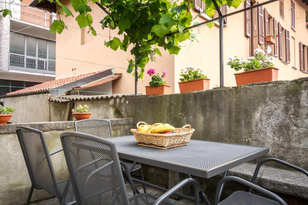 Vecchio Borgo Villa ตอร์โน ภายนอก รูปภาพ