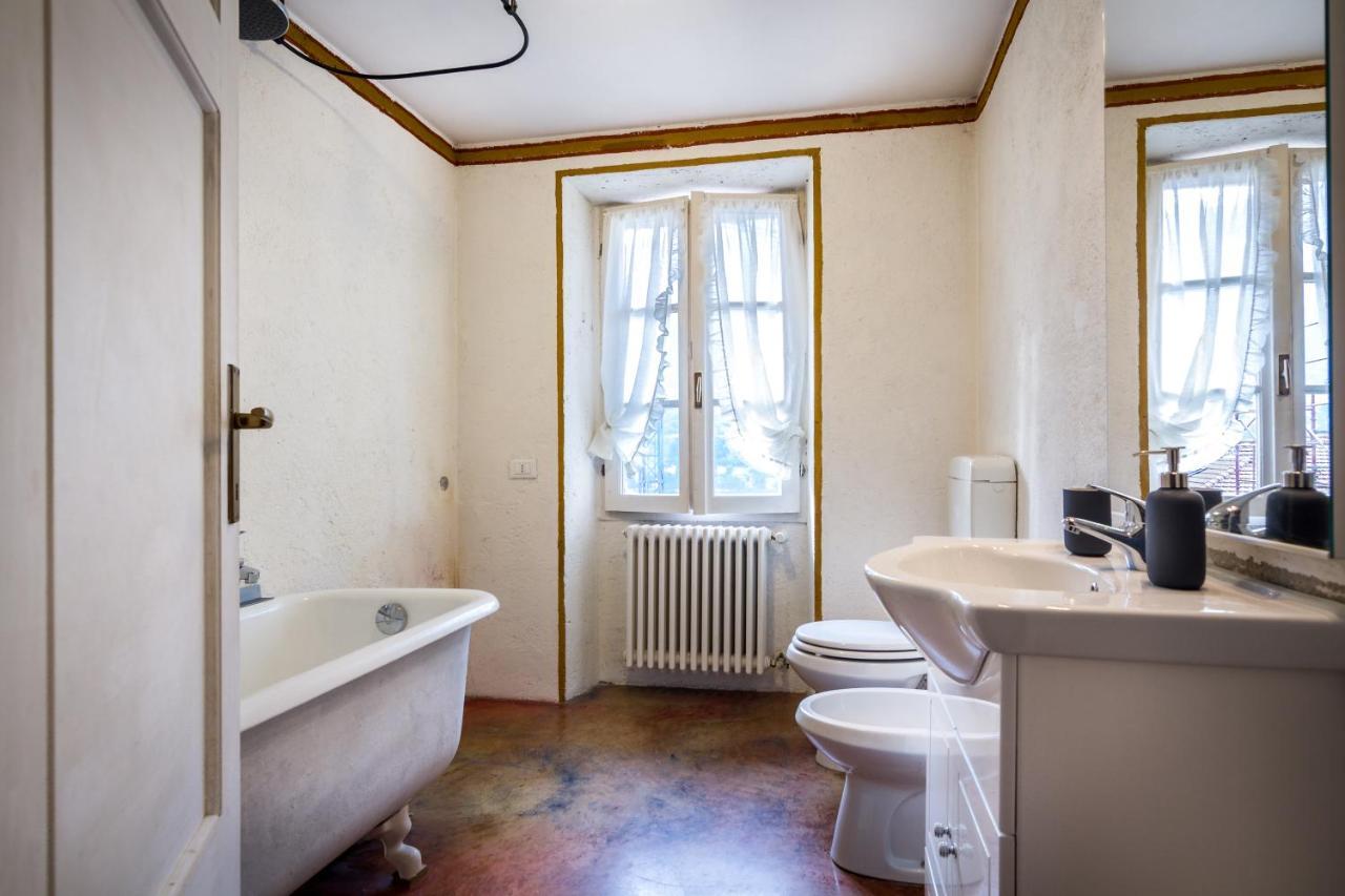 Vecchio Borgo Villa ตอร์โน ภายนอก รูปภาพ